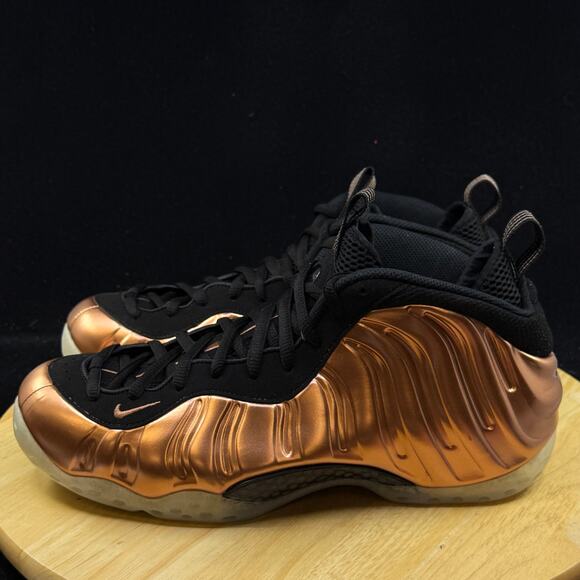 Nike Air Foamposite One Metallic Copper / Black FZ9902-001 Men\'s Size 8.5 Shoe
